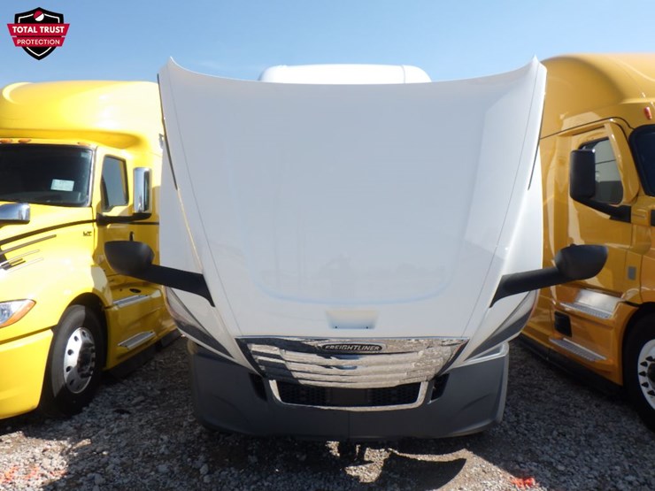2022-freightliner-cascadia-126-image-23