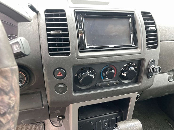 2008-nissan-pathfinder-image-13