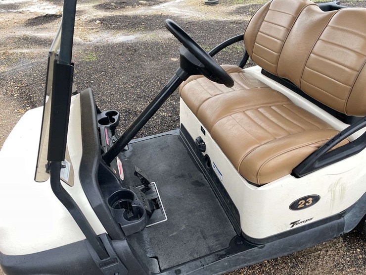 2022-club-car-tempo-2-passenger-48-volt-golf-cart-with-charger-image-7