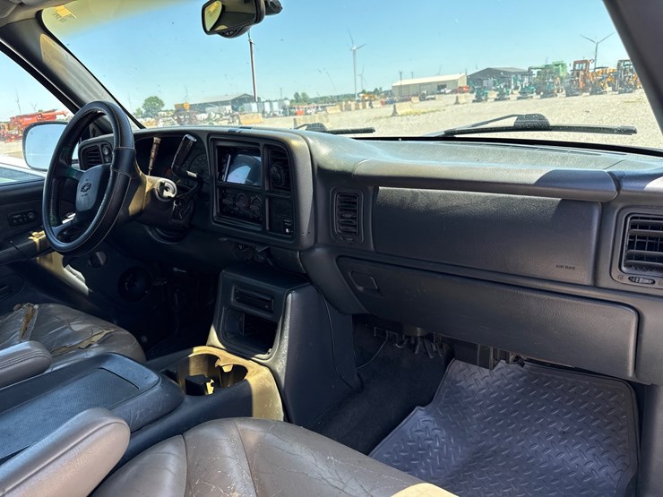 1999-chevrolet-2500-image-33