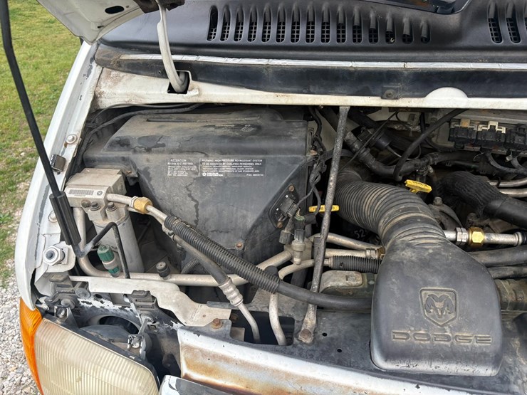 2000-dodge-ram-van-image-19