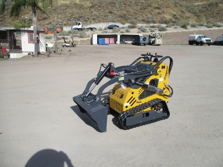 2026-sdlanch-sdll60-crawler-ride-on-skid-steer,-image-1