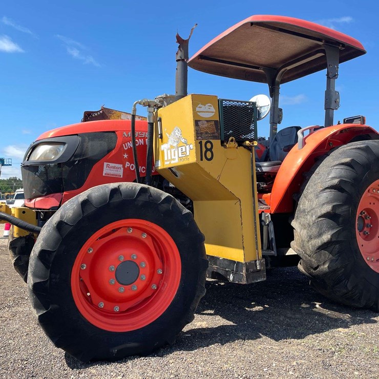 KUBOTA M9960