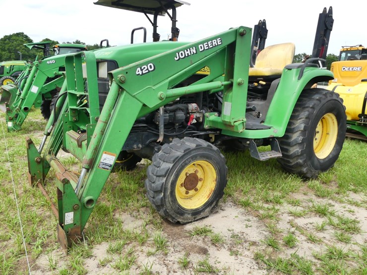 john-deere-4210-image-1