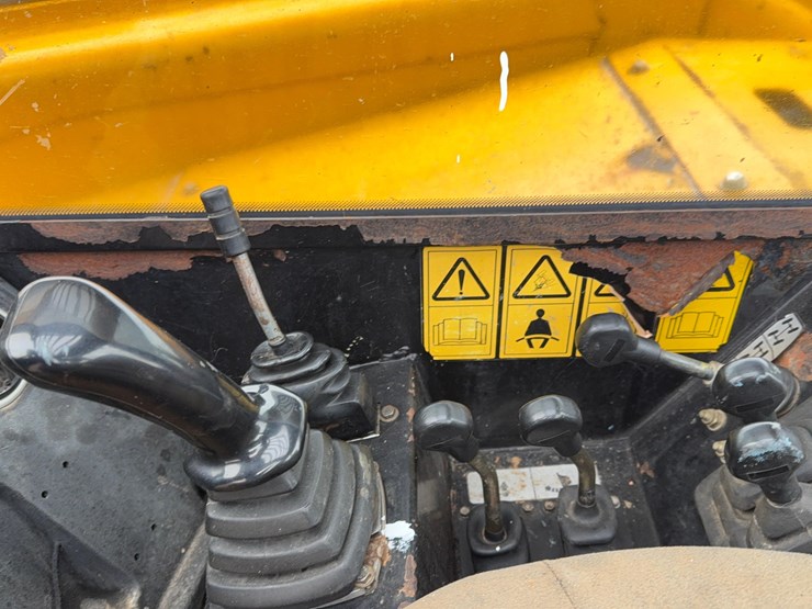 jcb-512-56-image-24