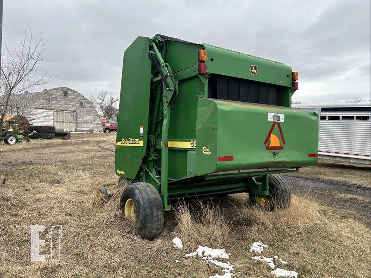 2002-john-deere-567-image-5