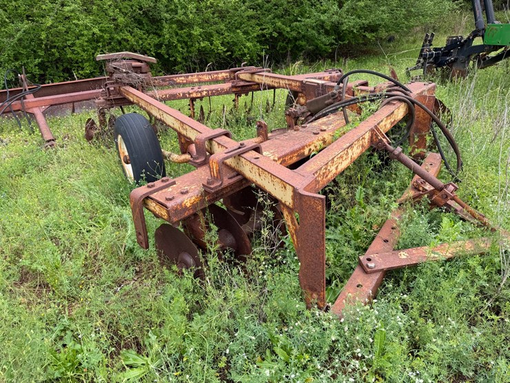 #526-•-8-foot-offset-harrow-image-1