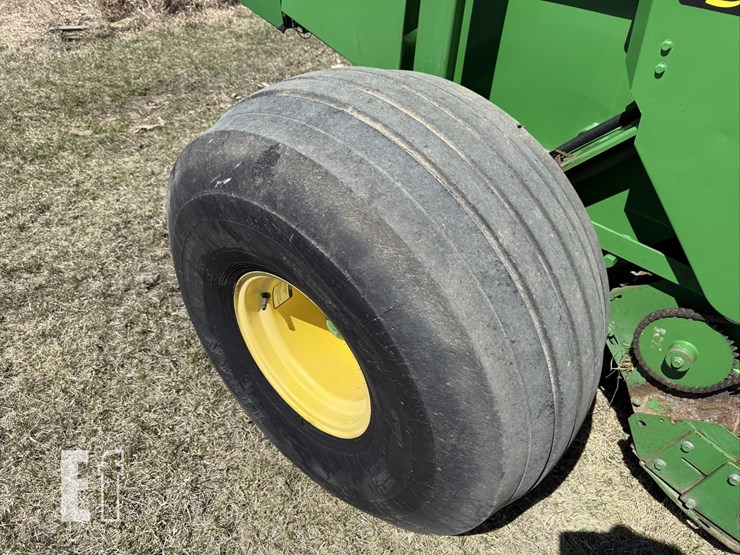 john-deere-568-image-21