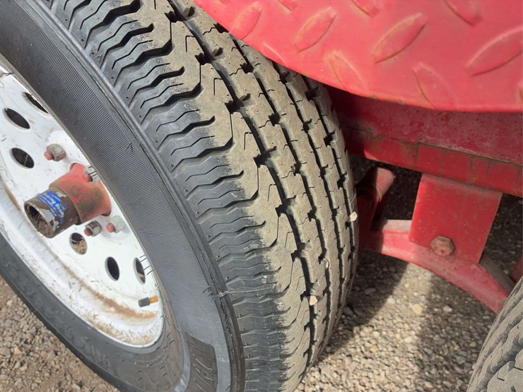 utility-flatbed-image-19