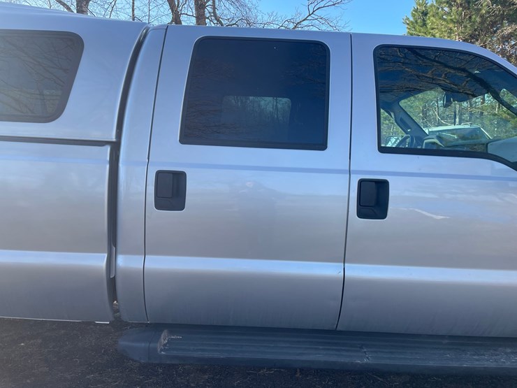 2013-ford-f250-xlt-image-17