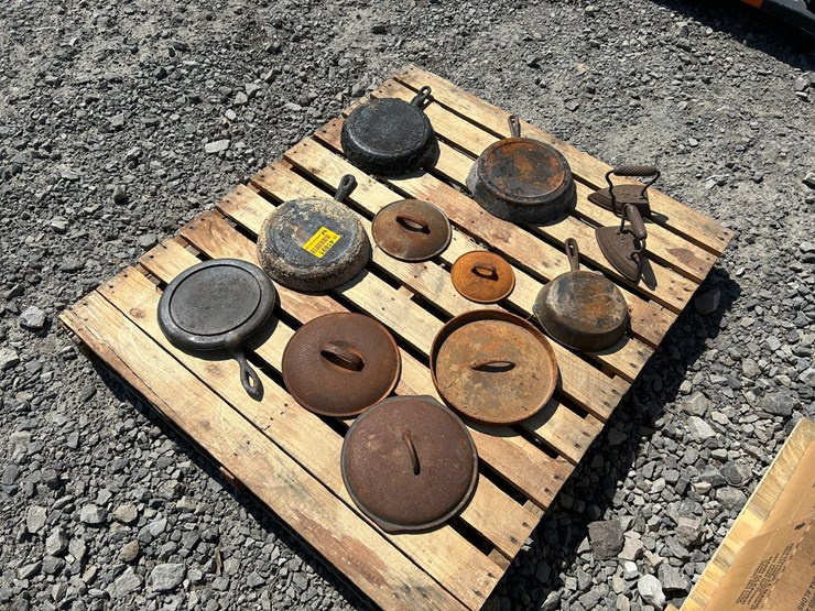 #41891-•-lot-of-cast-iron-inv#-41891-image-2