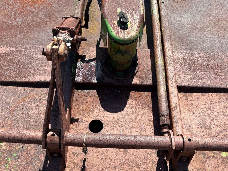 john-deere-6-image-13