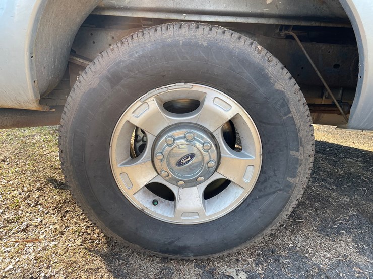 2013-ford-f250-xlt-image-65