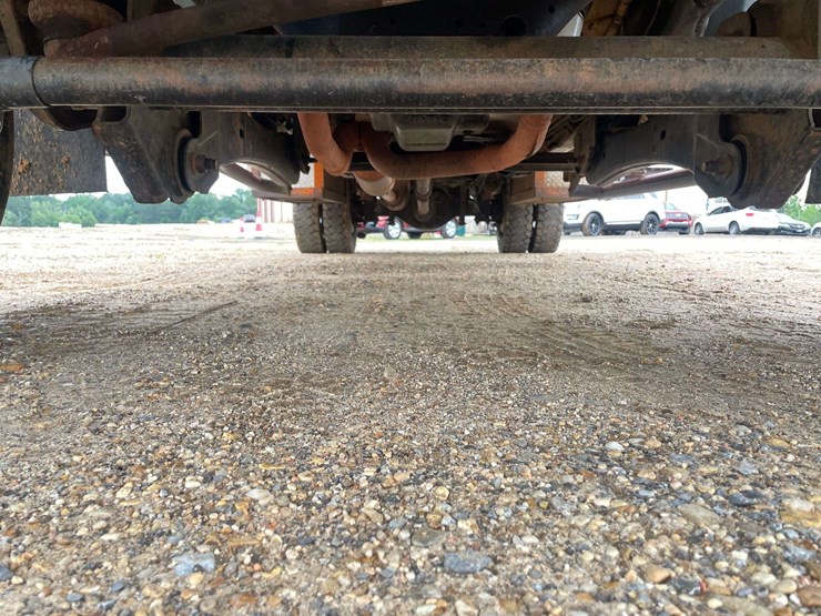 2009-ford-f450-image-27