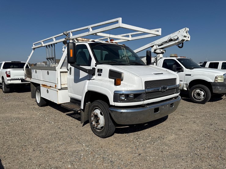 #41358-•-2006-chevrolet-c4500-single-cab-utility-truck-inv#-41358-image-2