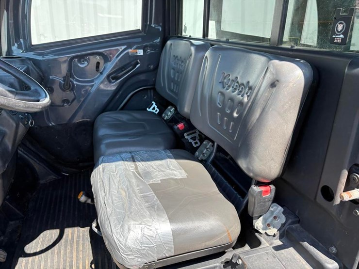 2017-kubota-rtv-x1100c-image-11