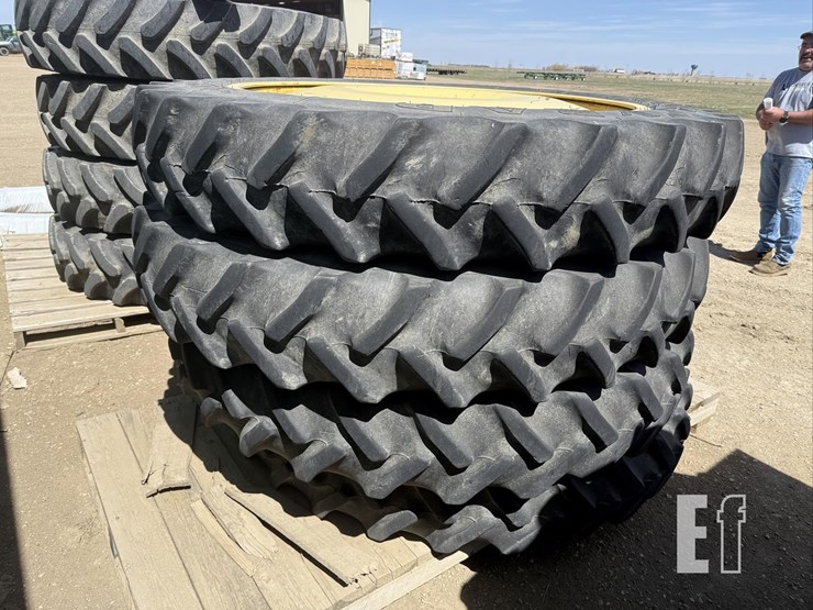 2-goodyear-320/90r50-floaters-image-3