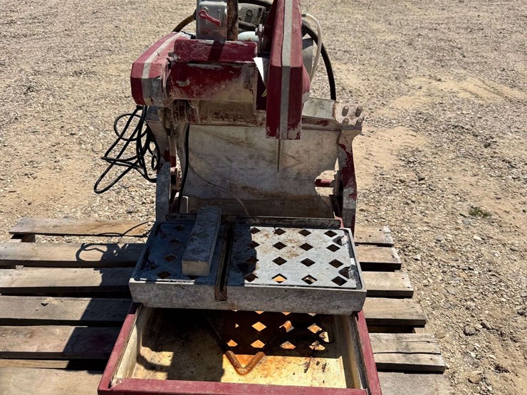 mk-diamond-14"-tile/brick-saw-model-2002-image-2
