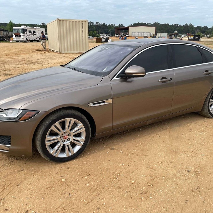 2017 Jaguar XF 4 Door Sedan (87,398 Miles)
