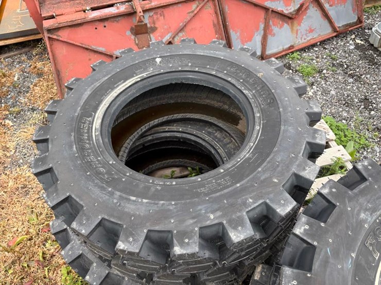 12-16.5-sk39-tires-(set-of-4)-image-3