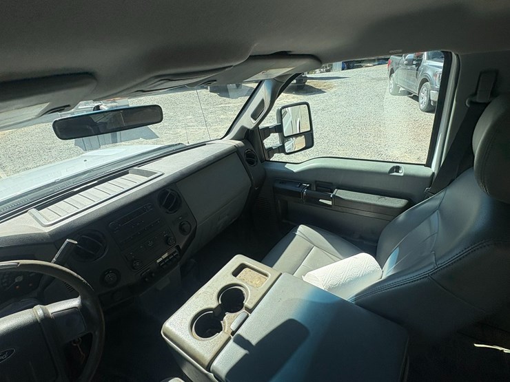 2012-ford-f350-image-43