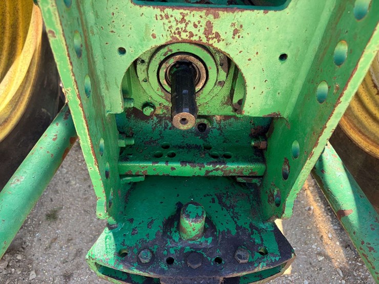 john-deere-3130-image-23