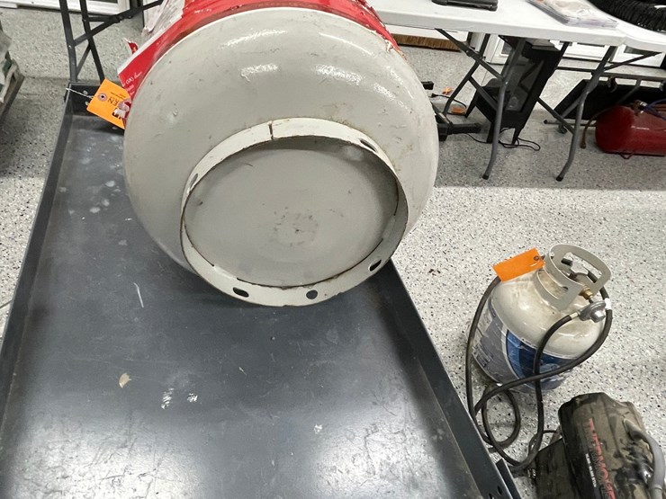 #8605-•-propane-tank-image-8