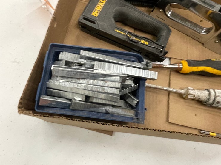 #8613-•-(2)-staple-guns-image-8
