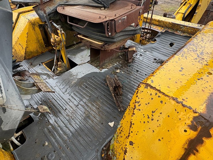 #23986-•-inop-jcb-4x4-backhoe-loader-image-47