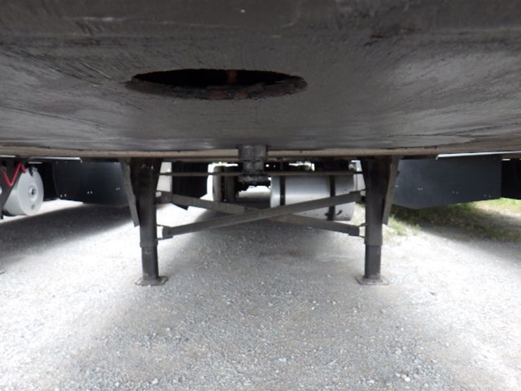 2019-utility-3000r-image-3