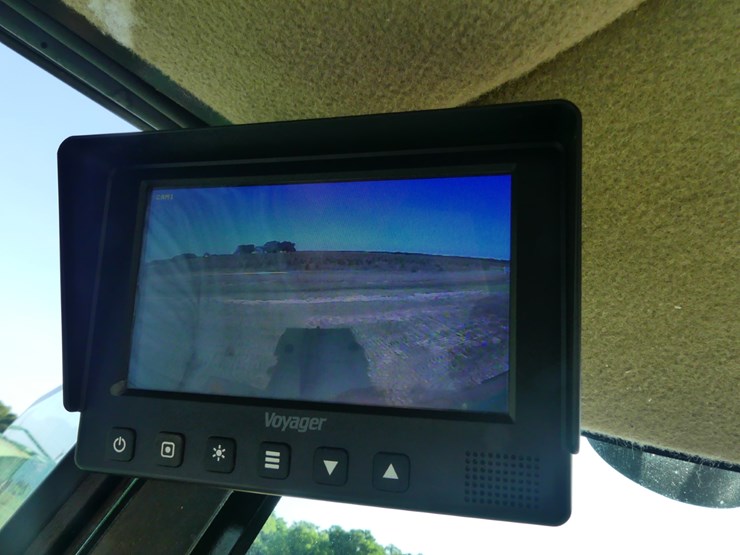 2020-john-deere-cp690-image-27