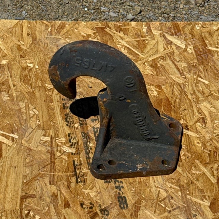 #1003 • Large heavy duty bolts on hook