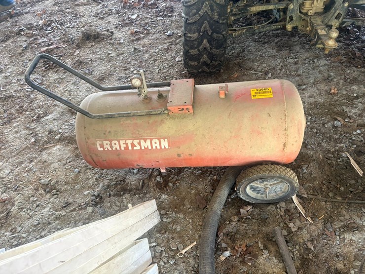 #23966-•-craftsman-rolling-air-tank-image-2
