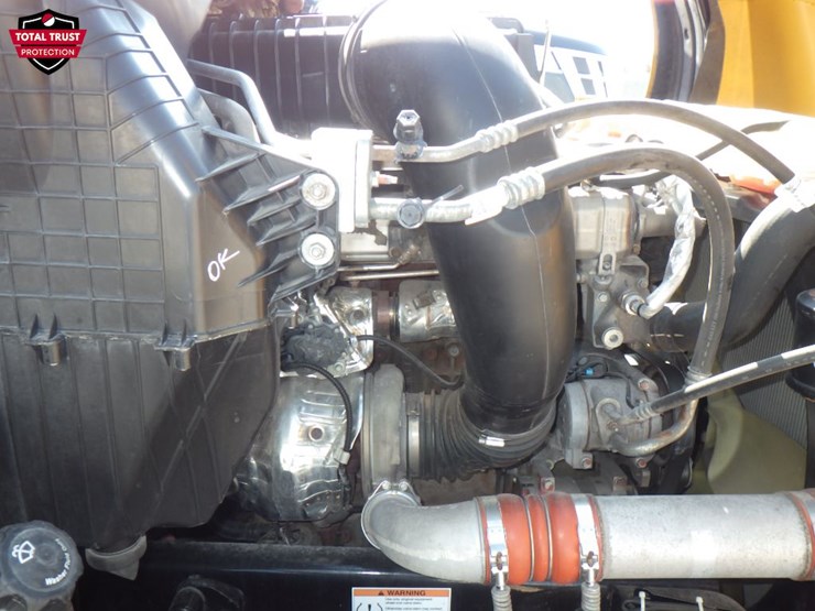 2022-freightliner-cascadia-126-image-24