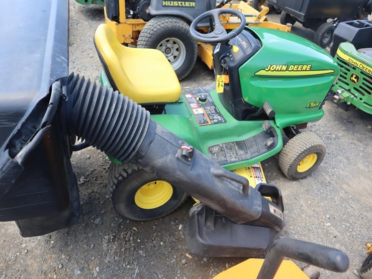 john-deere-lt166-image-9