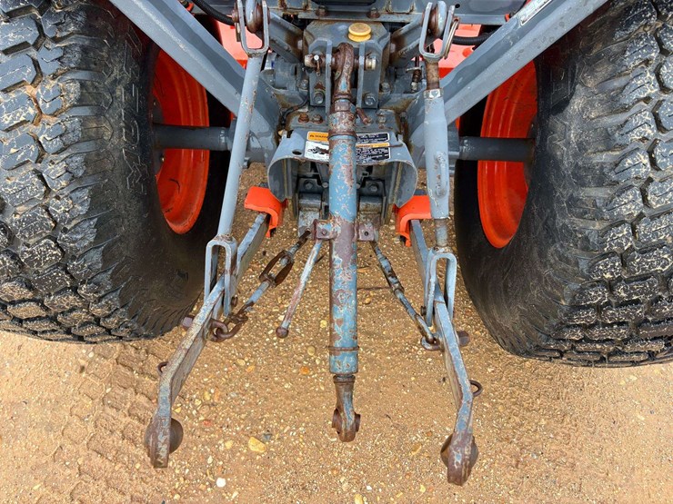 kubota-b7800-image-8