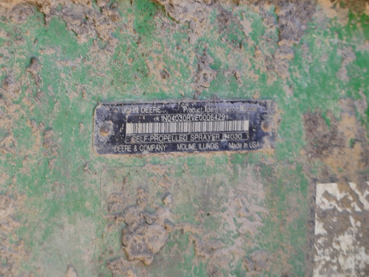 2015-john-deere-r4030-image-24