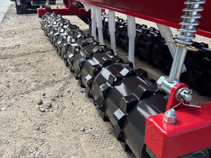 heavy-duty-seeder-(new/unused)-fits-both-3-point-&-skid-steer-image-5