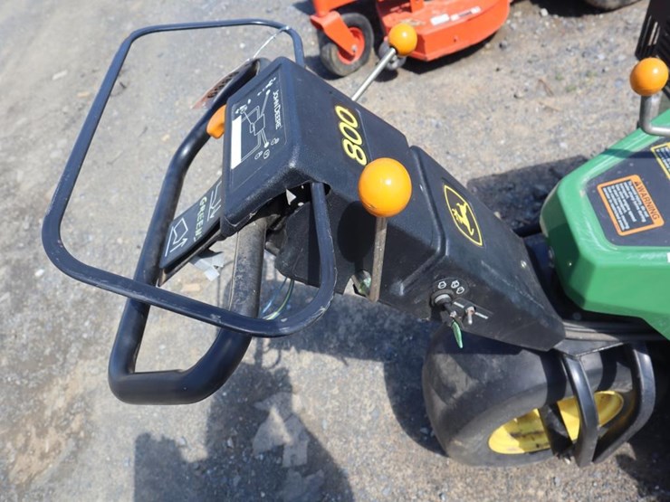 john-deere-800-image-8