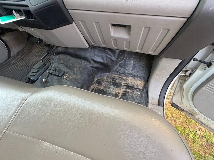 2008-ford-f250-image-29