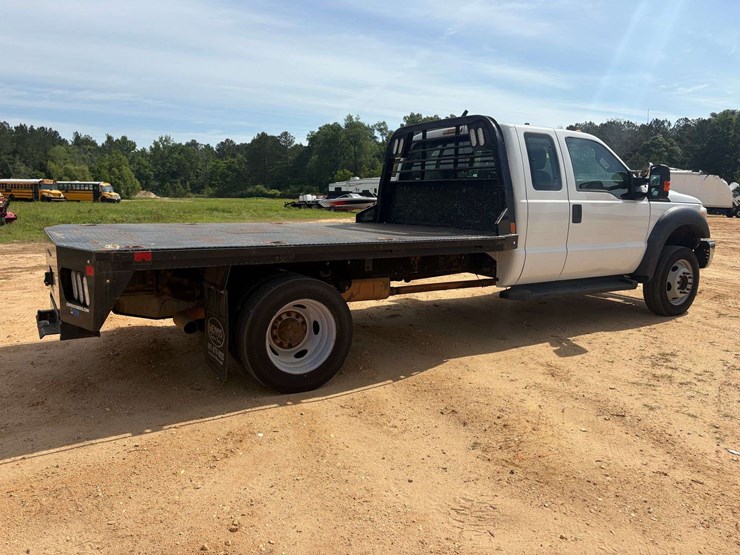 2014-ford-f550-image-3