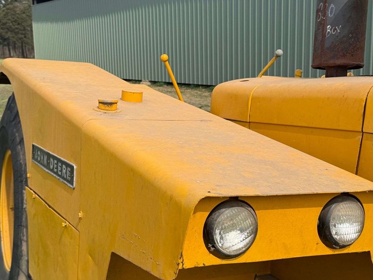 john-deere-840-image-24