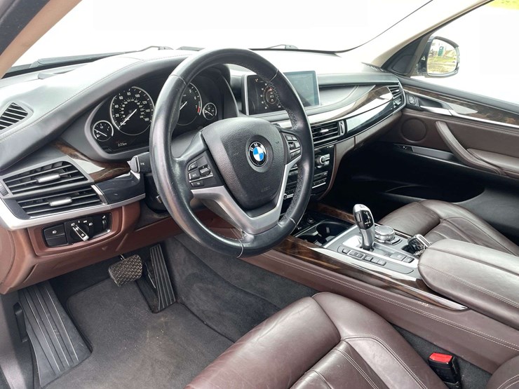 2015-bmw-x5-image-11