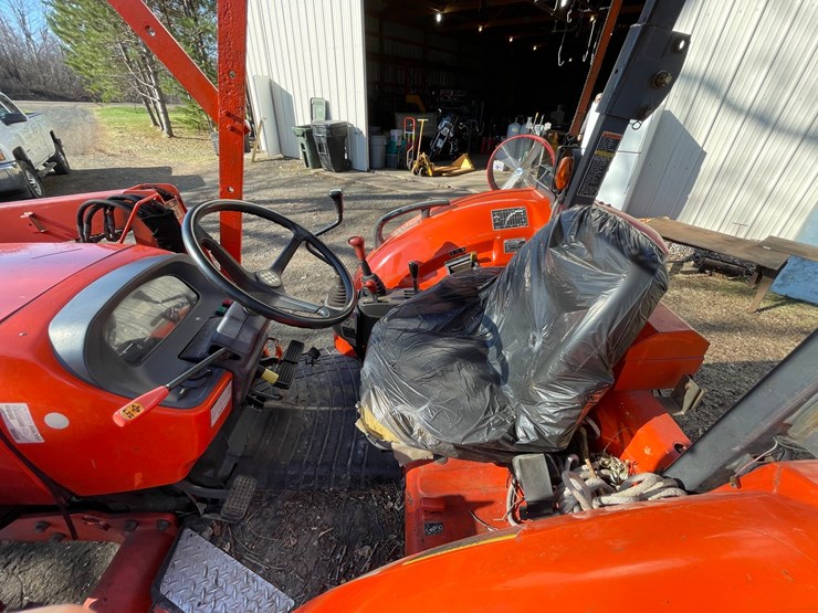 kubota-m5040-image-31