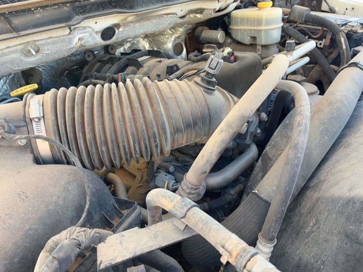 2015-ram-3500-laramie-image-45