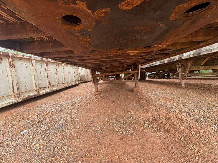 #41746-•-gilbreath-48'-steel-chip-trailer-vin:-1g9w045231b157743-image-21