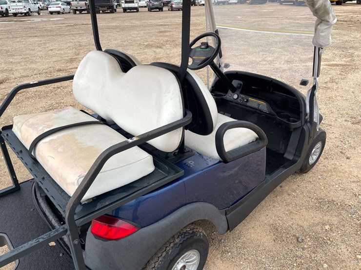 2017-club-car-4-seater-gas-golf-cart-image-12