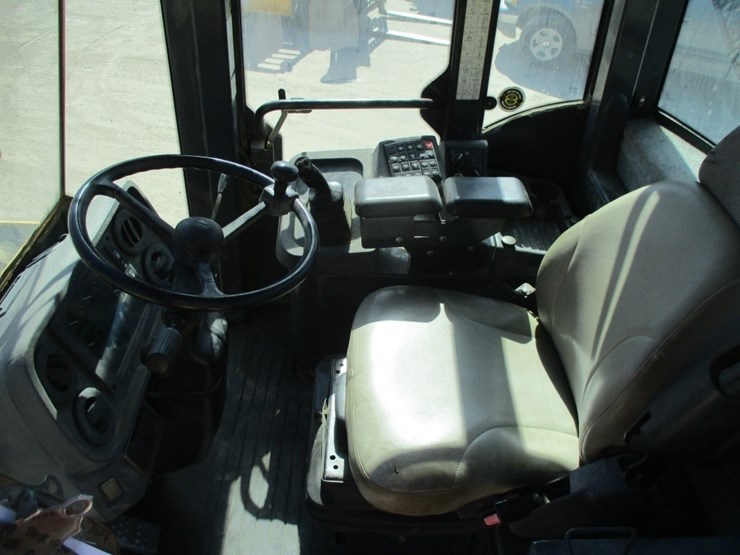 2007-deere-644j-image-7