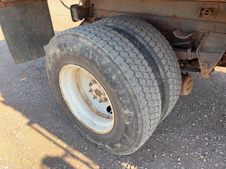 1997-ford-l8000-image-43