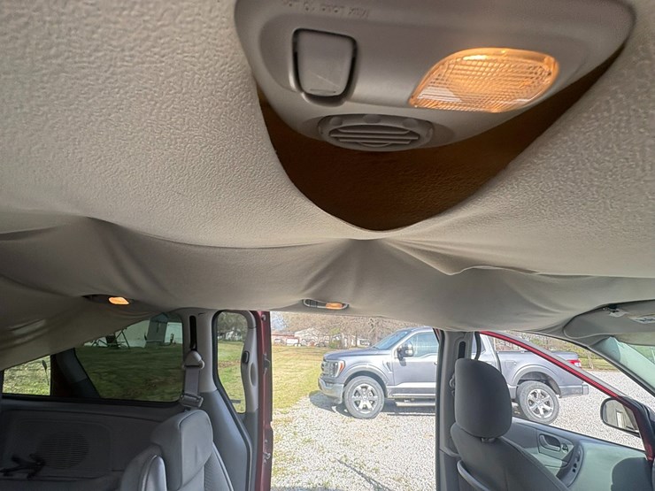 #42108-•-2007-chrysler-grand-caravan-passenger-van-vin:-1d8gp24r57b236495-image-35
